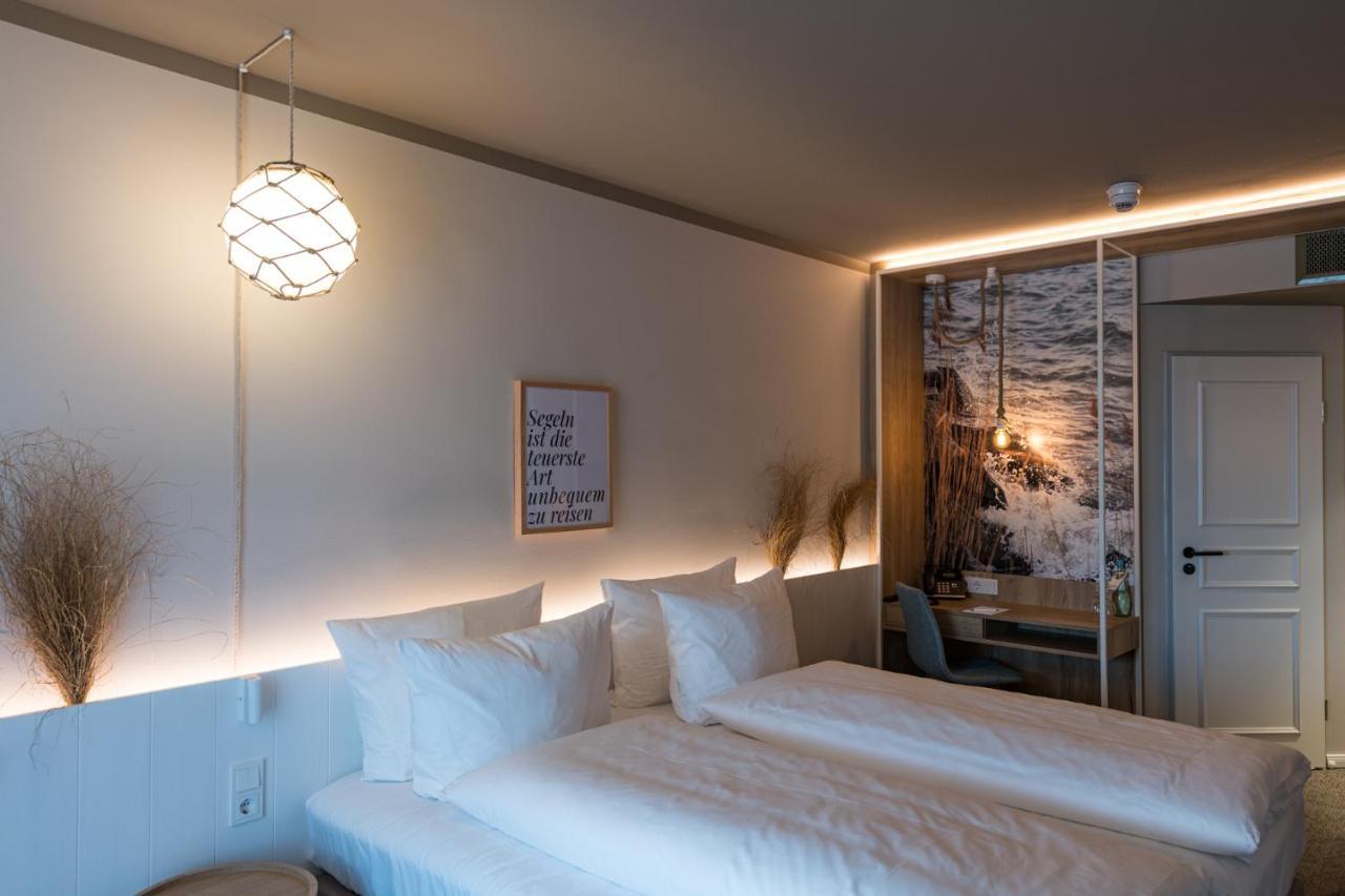 Hafenhotel Zu Putbus Kültér fotó