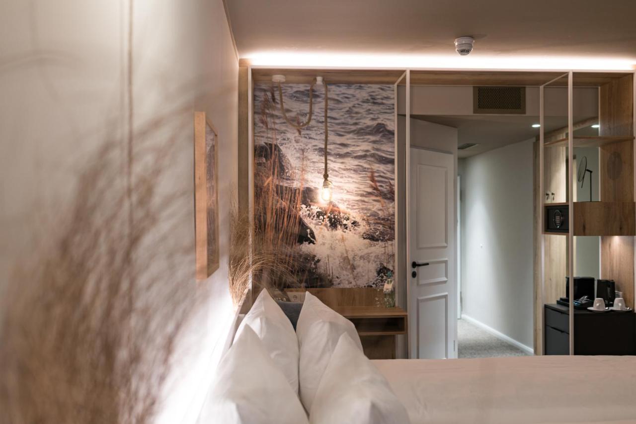 Hafenhotel Zu Putbus Kültér fotó