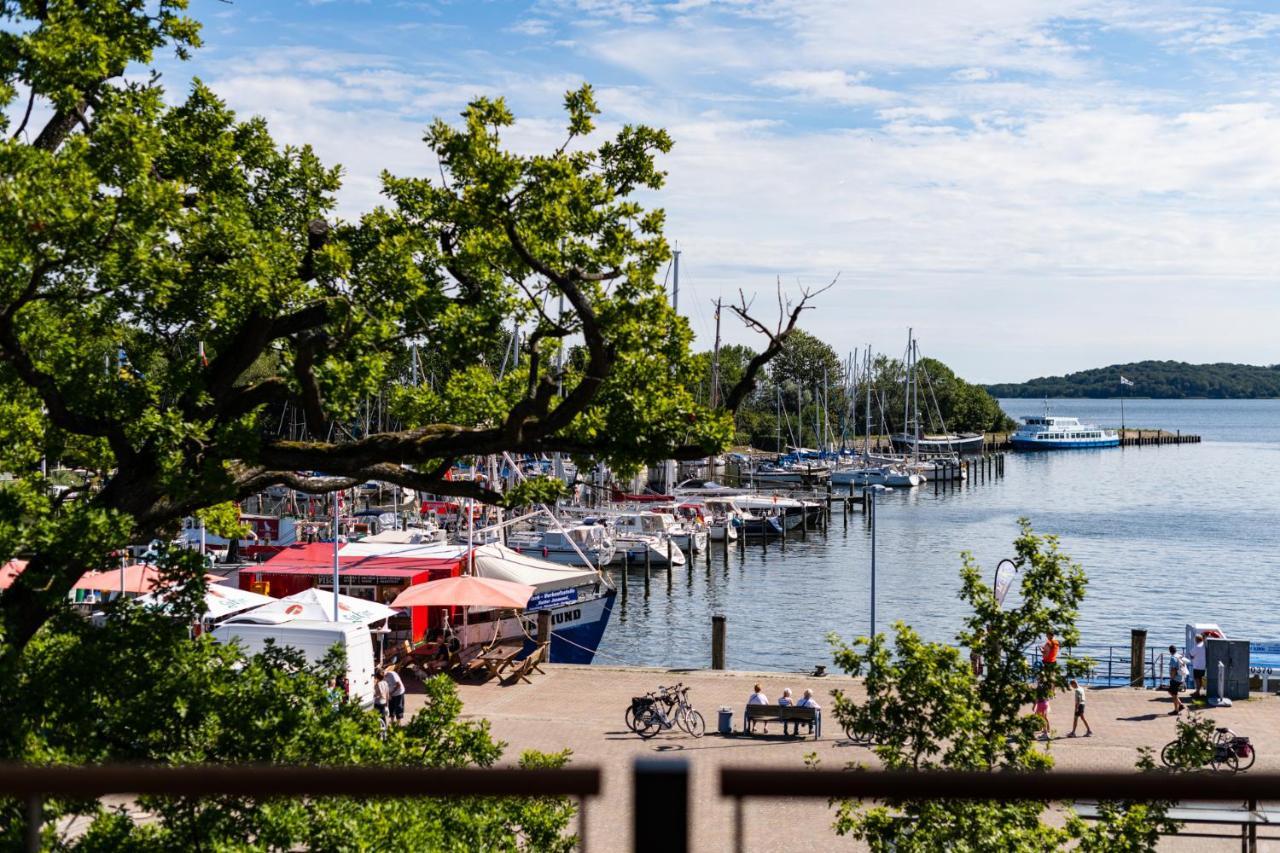 Hafenhotel Zu Putbus Kültér fotó