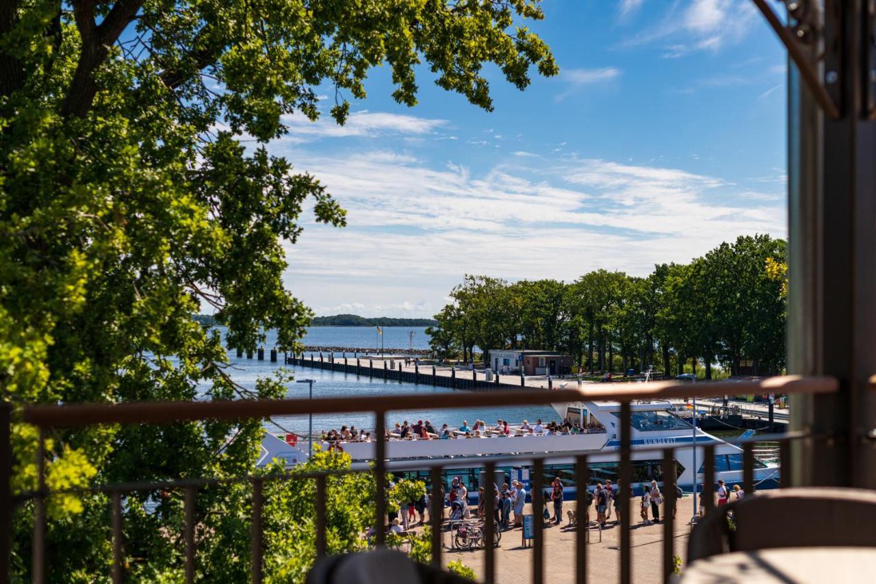 Hafenhotel Zu Putbus Kültér fotó