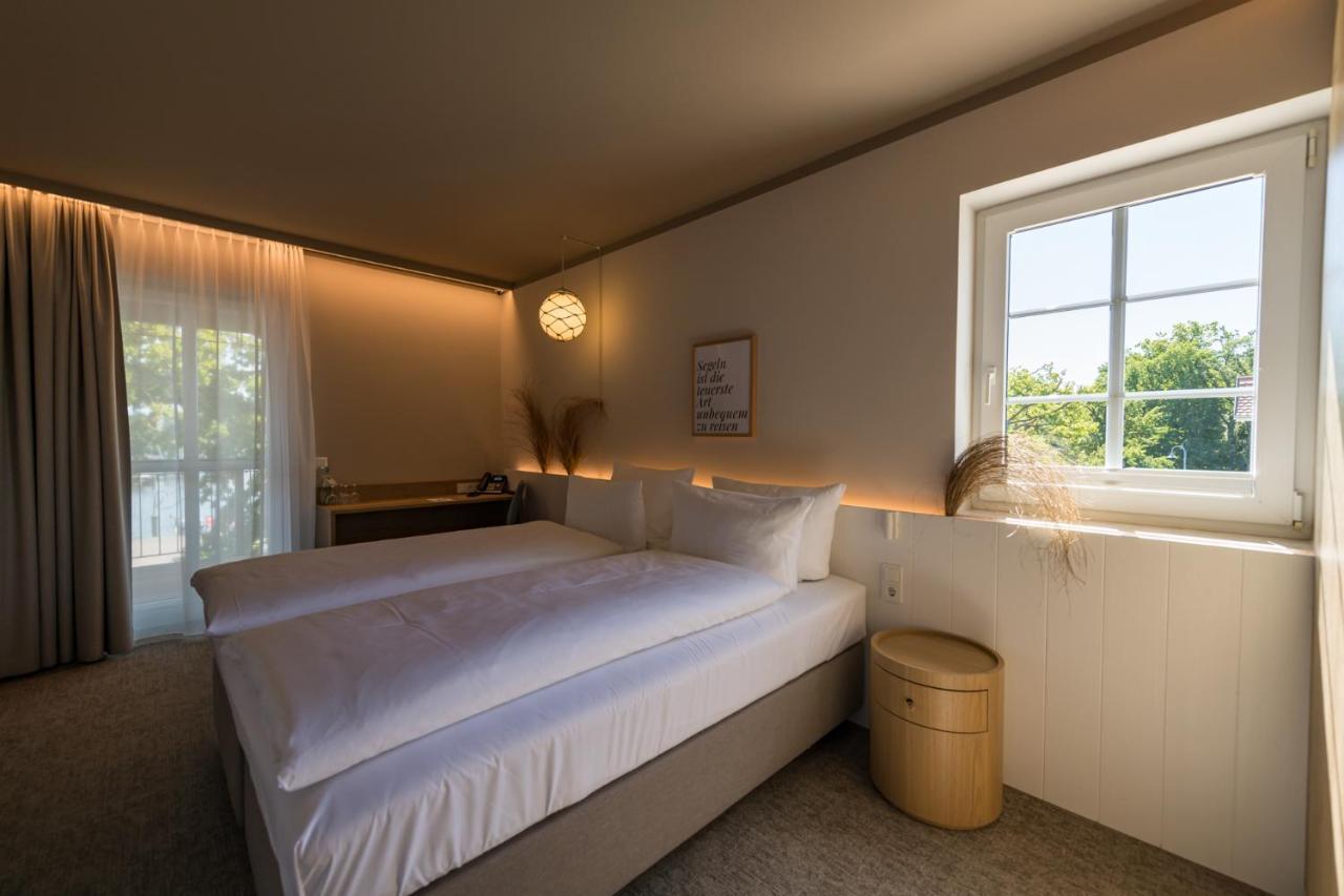Hafenhotel Zu Putbus Kültér fotó